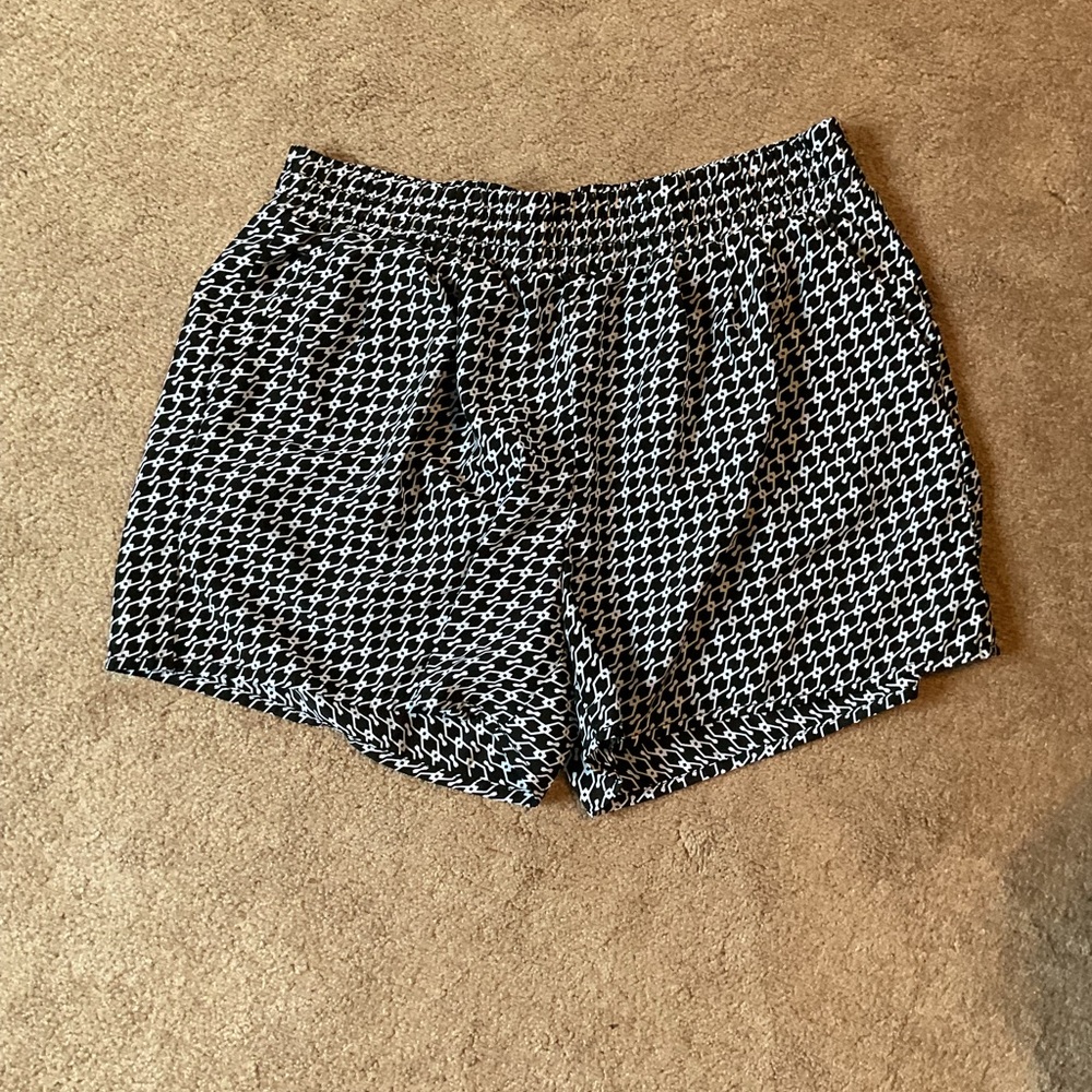 a.n.a Black and White Geometric Shorts